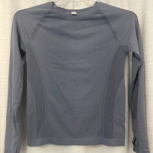 Never worn Seamless Workout Women Long Sleeve
Yoga Running Shirt Breathable